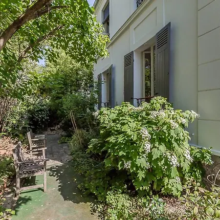 Spacious Wonderful House For 9 With Garden Didot ゲストハウス