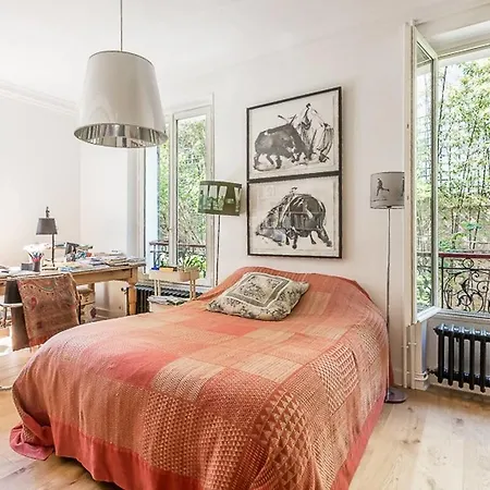 Spacious Wonderful House For 9 With Garden Didot ゲストハウス