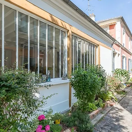 Spacious Wonderful House For 9 With Garden Didot * パリ